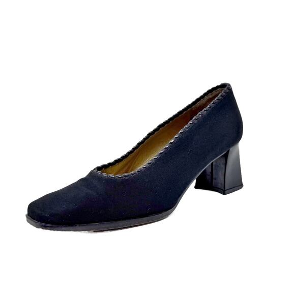 Vintage Stuart Weitzman Square Toe 2" Flared Block Heel Pumps Womens 6.5 N Black - Picture 16 of 16